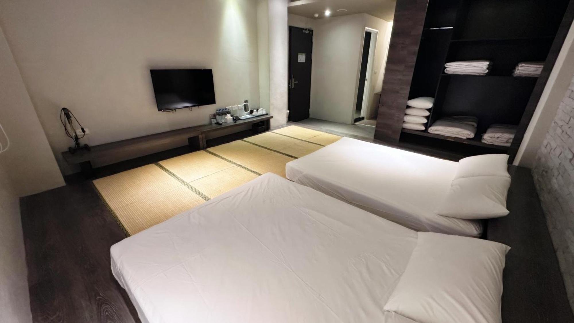 Kiwi Express Hotel-Taichung Station II Zewnętrze zdjęcie