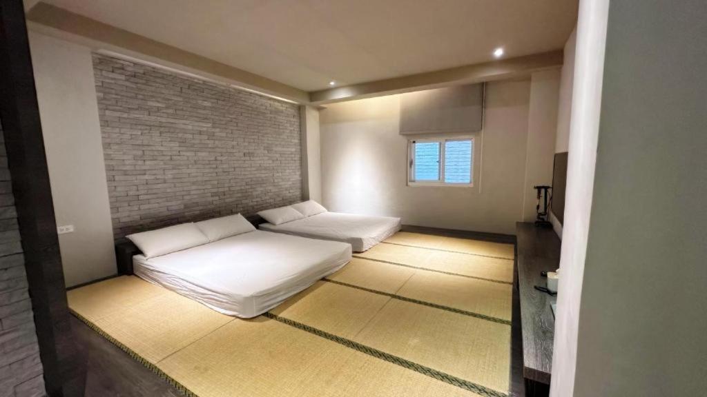 Kiwi Express Hotel-Taichung Station II Zewnętrze zdjęcie