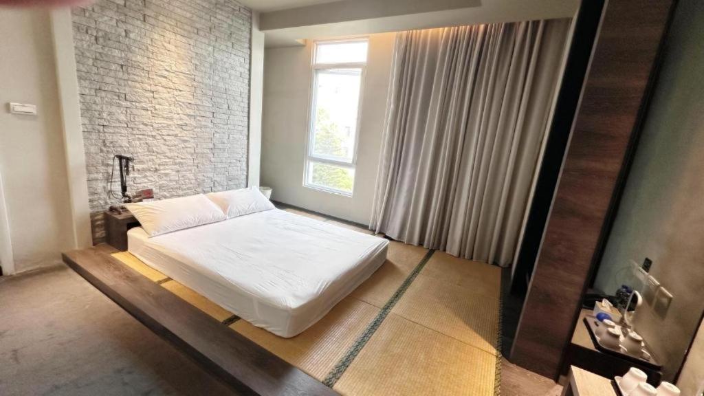 Kiwi Express Hotel-Taichung Station II Zewnętrze zdjęcie