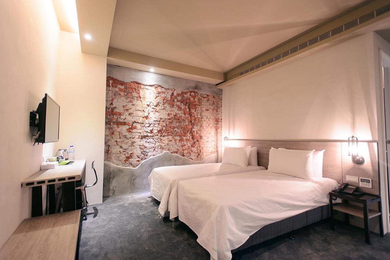 Kiwi Express Hotel-Taichung Station II Zewnętrze zdjęcie