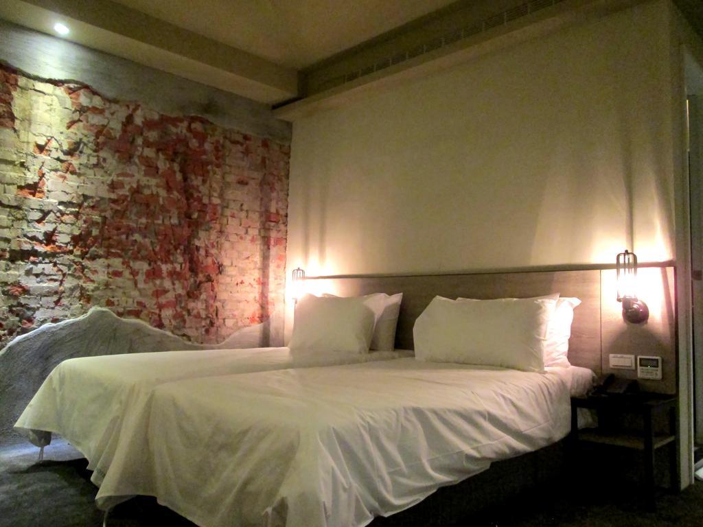 Kiwi Express Hotel-Taichung Station II Zewnętrze zdjęcie